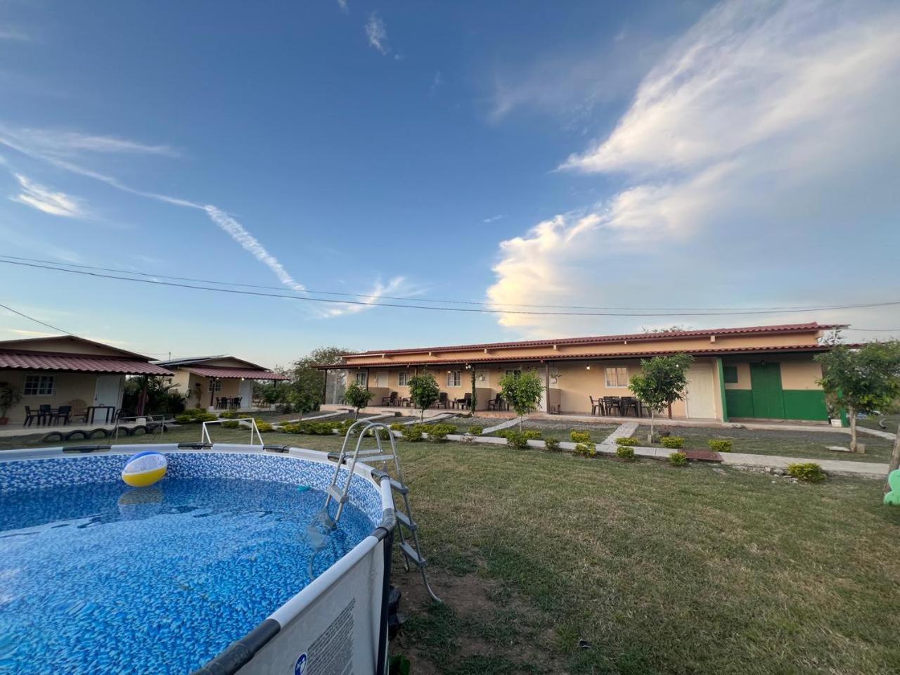 Hotel Villas Don Pablo Las Tablas Exterior photo